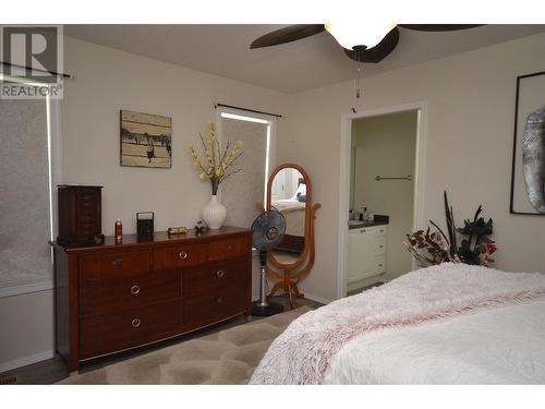 606 Nighthawk Avenue, Vernon, BC - Indoor Photo Showing Bedroom