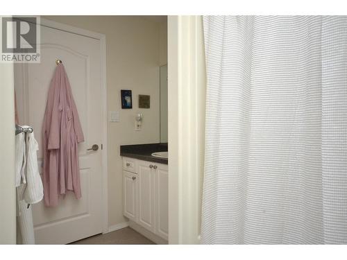 606 Nighthawk Avenue, Vernon, BC - Indoor Photo Showing Other Room