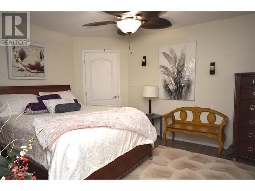 606 Nighthawk Avenue, Vernon, BC - Indoor Photo Showing Bedroom