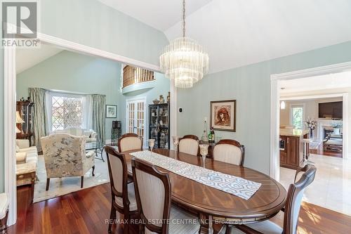 4027 Lookout Court, Mississauga, ON - Indoor Photo Showing Dining Room