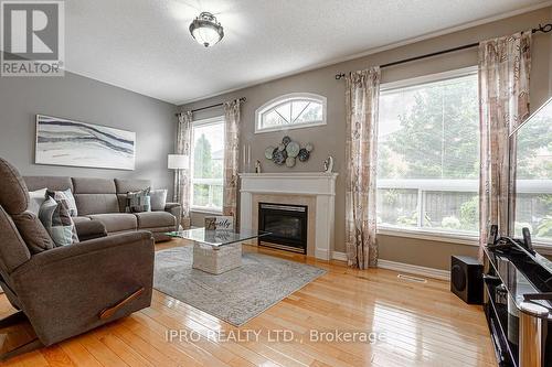 1376 Kingsgrove Place, Oakville (West Oak Trails), ON - Indoor Photo Showing Living Room With Fireplace