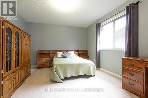 1376 Kingsgrove Place, Oakville (West Oak Trails), ON - Indoor Photo Showing Bedroom