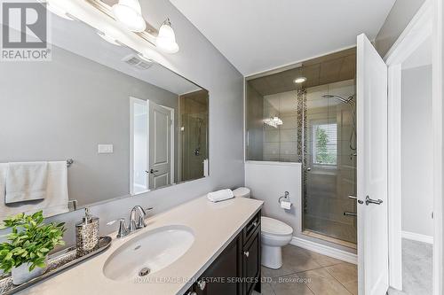 252 Ellen Davidson Drive, Oakville, ON - Indoor Photo Showing Bathroom