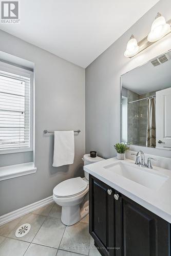 252 Ellen Davidson Drive, Oakville, ON - Indoor Photo Showing Bathroom