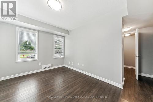 252 Ellen Davidson Drive, Oakville, ON - Indoor Photo Showing Other Room