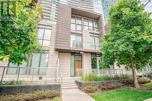 Th03 - 129 Mcmahon Drive, Toronto (Bayview Village), ON - Outdoor