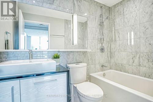 Th03 - 129 Mcmahon Drive, Toronto (Bayview Village), ON - Indoor Photo Showing Bathroom