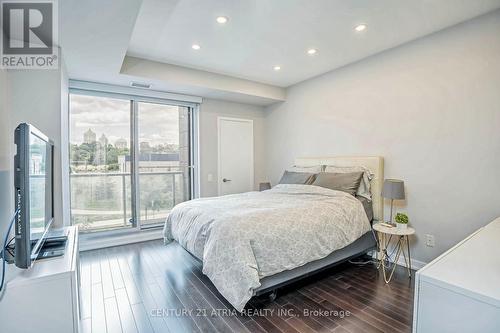 Th03 - 129 Mcmahon Drive, Toronto (Bayview Village), ON - Indoor Photo Showing Bedroom