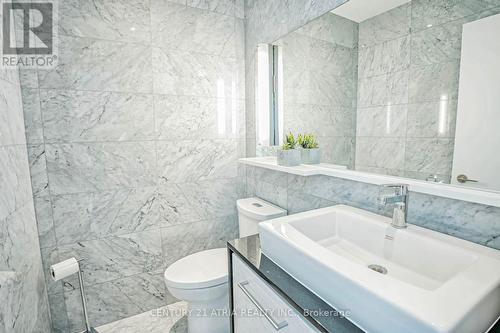 Th03 - 129 Mcmahon Drive, Toronto (Bayview Village), ON - Indoor Photo Showing Bathroom