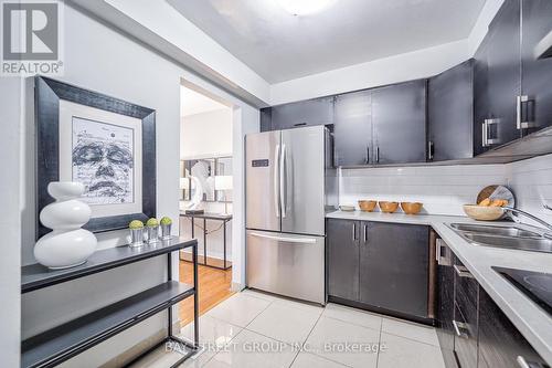 60 Rock Fern Way, Toronto (Don Valley Village), ON - Indoor Photo Showing Kitchen With Double Sink