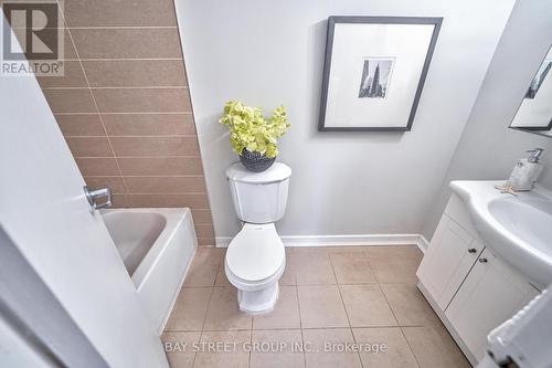 60 Rock Fern Way, Toronto (Don Valley Village), ON - Indoor Photo Showing Bathroom