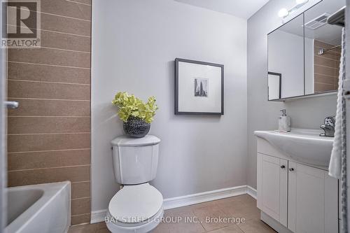 60 Rock Fern Way, Toronto (Don Valley Village), ON - Indoor Photo Showing Bathroom