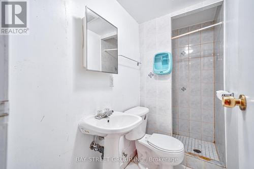 60 Rock Fern Way, Toronto (Don Valley Village), ON - Indoor Photo Showing Bathroom