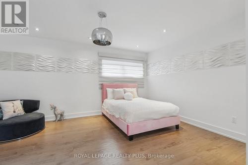 25 Janus Court, Toronto (Hillcrest Village), ON - Indoor Photo Showing Bedroom