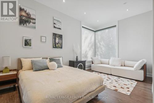 25 Janus Court, Toronto (Hillcrest Village), ON - Indoor Photo Showing Bedroom