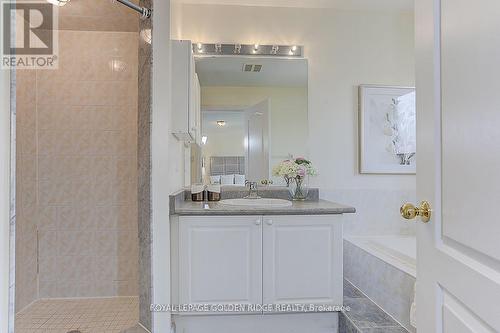 92 Miramar Drive, Markham (Greensborough), ON - Indoor Photo Showing Bathroom