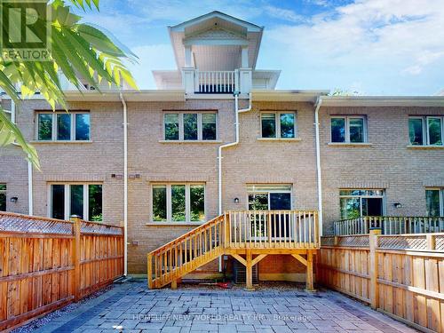 100 Radial Drive, Aurora, ON - Outdoor With Exterior