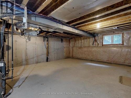 100 Radial Drive, Aurora, ON - Indoor Photo Showing Basement