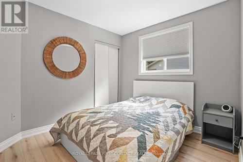 105 Wessenger Drive, Barrie (Holly), ON - Indoor Photo Showing Bedroom