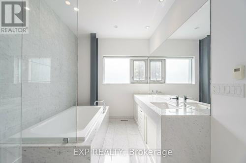 561 Arlington Avenue, Toronto (Humewood-Cedarvale), ON - Indoor Photo Showing Bathroom