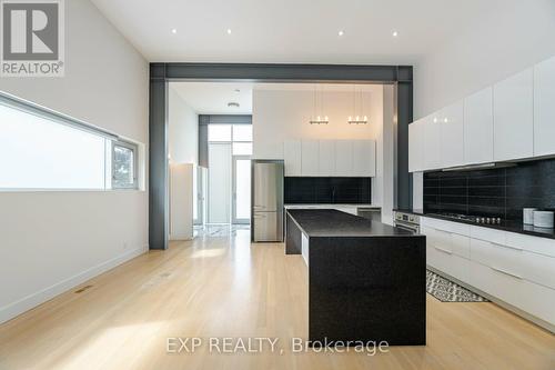 561 Arlington Avenue, Toronto (Humewood-Cedarvale), ON - Indoor Photo Showing Kitchen