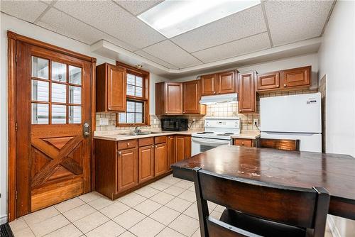 70 Ward Avenue, Hamilton, ON - Indoor Photo Showing Kitchen With Double Sink