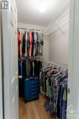 11 Royal Field Crescent, Ottawa, ON - Indoor With Storage