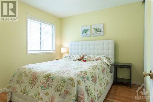 11 Royal Field Crescent, Ottawa, ON - Indoor Photo Showing Bedroom