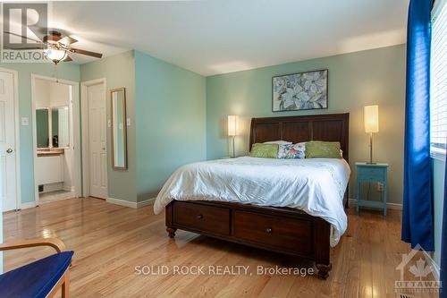 11 Royal Field Crescent, Ottawa, ON - Indoor Photo Showing Bedroom