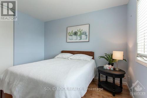 11 Royal Field Crescent, Ottawa, ON - Indoor Photo Showing Bedroom