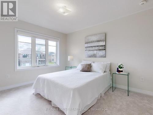 31 John Dallimore Drive, Georgina (Keswick South), ON - Indoor Photo Showing Bedroom