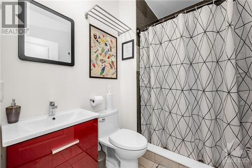 Both lower level bedrooms come with their own entrance. - 303 Lanark Avenue, Ottawa, ON - Indoor Photo Showing Bathroom