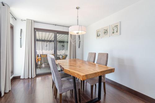 1426 Scott Crescent, West Kelowna, BC - Indoor Photo Showing Dining Room