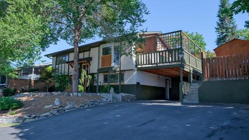 1420 Kelglen Crescent, Kelowna, BC - Outdoor