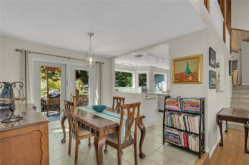 3964 Angus Drive, West Kelowna, BC - Indoor Photo Showing Dining Room