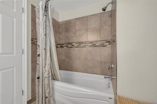 3964 Angus Drive, West Kelowna, BC - Indoor Photo Showing Bathroom