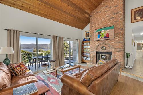 3964 Angus Drive, West Kelowna, BC - Indoor Photo Showing Living Room With Fireplace