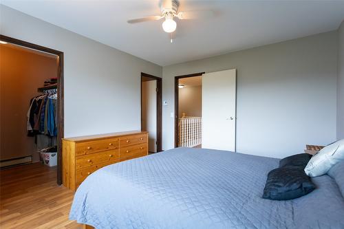 1-500 Lester Road, Kelowna, BC - Indoor Photo Showing Bedroom