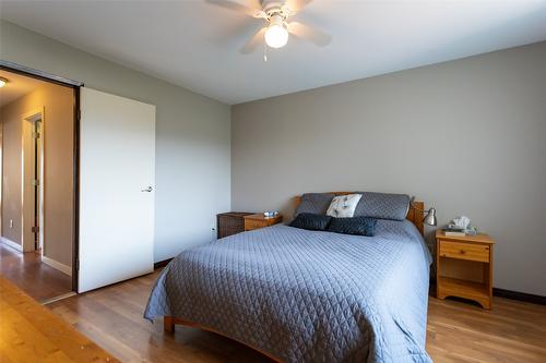 1-500 Lester Road, Kelowna, BC - Indoor Photo Showing Bedroom