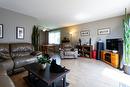 1-500 Lester Road, Kelowna, BC  - Indoor Photo Showing Living Room 