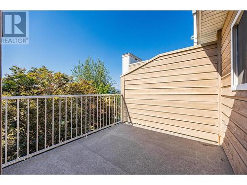 1481 Inkar Road Unit# 18, Kelowna, BC - Outdoor With Exterior