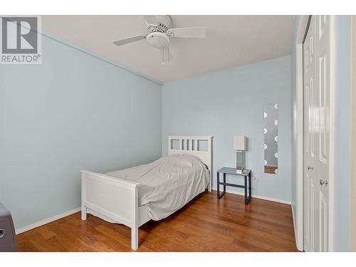 1481 Inkar Road Unit# 18, Kelowna, BC - Indoor Photo Showing Bedroom