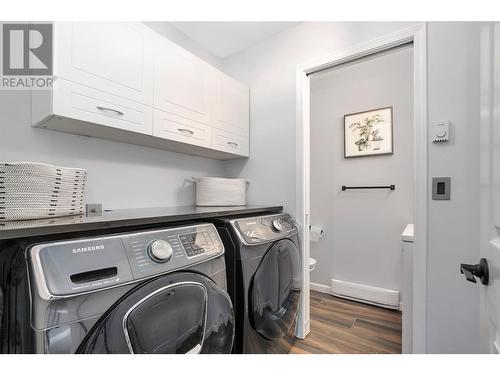 160 Celano Crescent Unit# 101, Kelowna, BC - Indoor Photo Showing Laundry Room