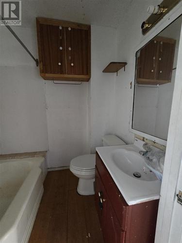 88 Grace St, Sault Ste Marie, ON - Indoor Photo Showing Bathroom