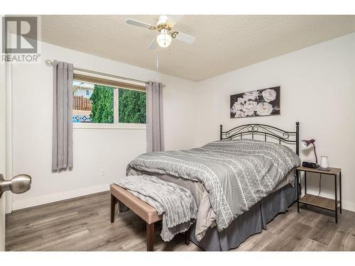 1807 22 Street, Vernon, BC - Indoor Photo Showing Bedroom