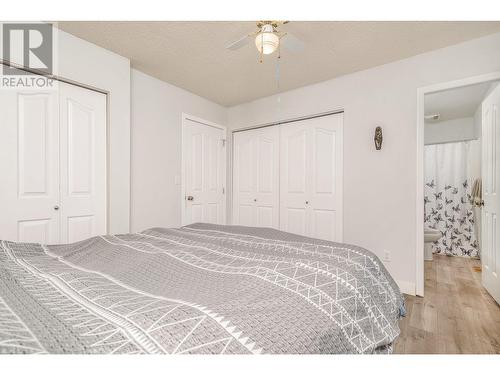 1807 22 Street, Vernon, BC - Indoor Photo Showing Bedroom