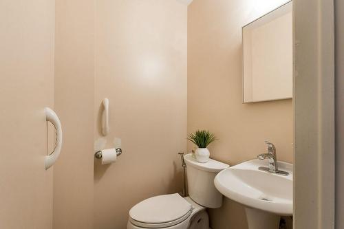 5 Melanie Crescent, Hamilton, ON - Indoor Photo Showing Bathroom