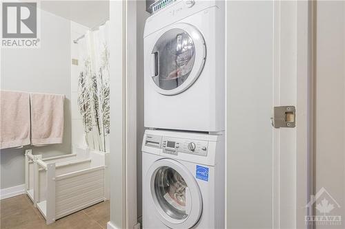 40 Nepean Street Unit#503, Ottawa, ON - Indoor Photo Showing Laundry Room