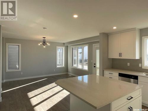 146 Kostiuk Crescent, Saskatoon, SK - Indoor Photo Showing Kitchen