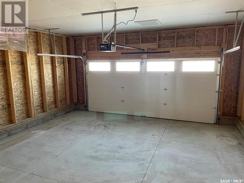 146 Kostiuk Crescent, Saskatoon, SK - Indoor Photo Showing Garage